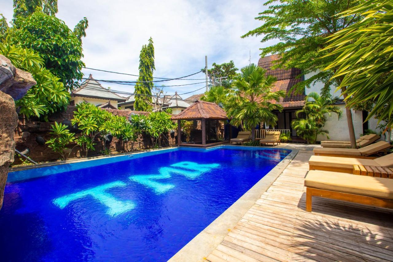 Gili Sands Hotel & Bar Гили Траванган Экстерьер фото