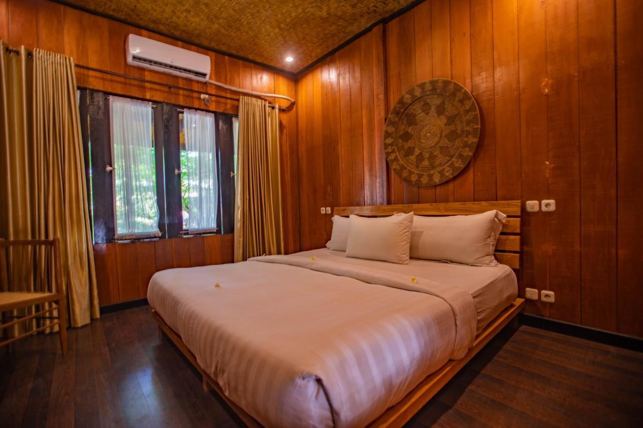Gili Sands Hotel & Bar Гили Траванган Экстерьер фото